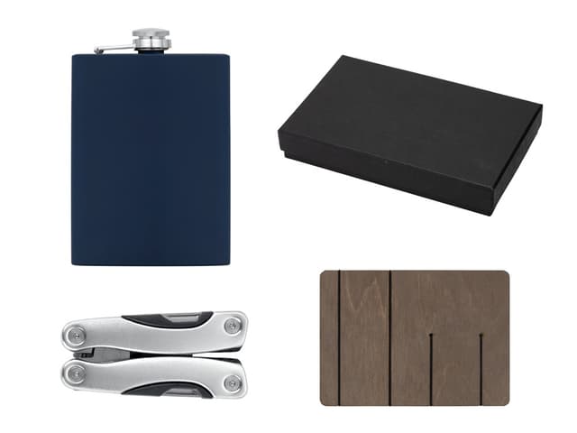 Набор с мультитулом и фляжкой Путешественник 2.0.
